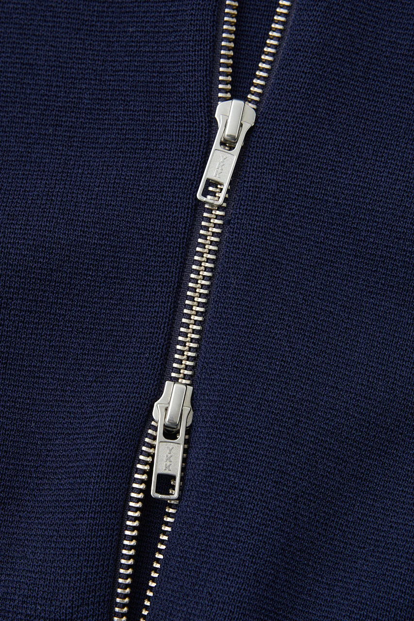 010ISL70-1611 - Image 11
