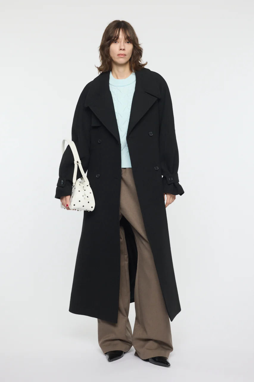 FORM SLEEVE LONG COAT - Image 2
