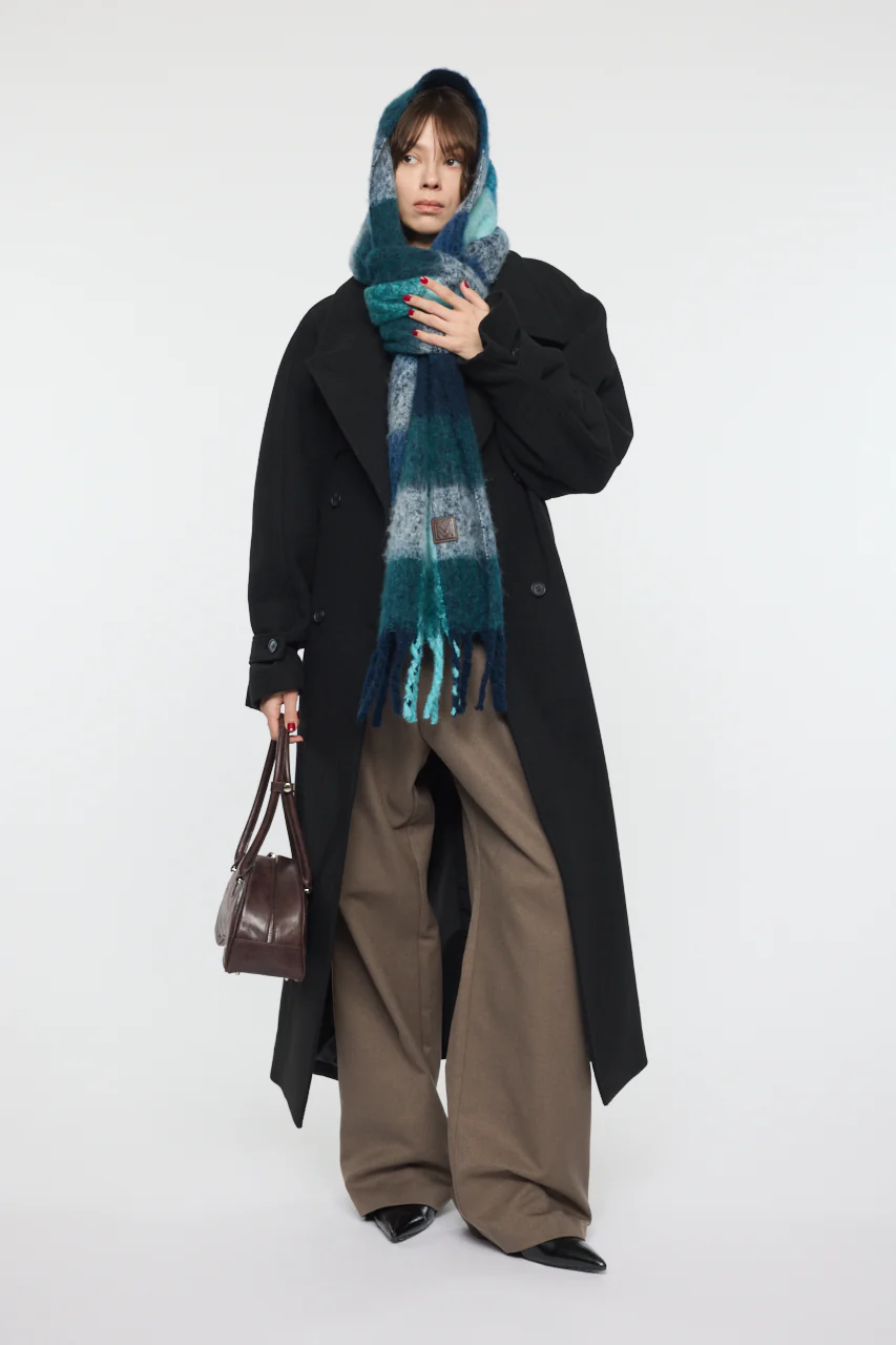 FORM SLEEVE LONG COAT - Image 5
