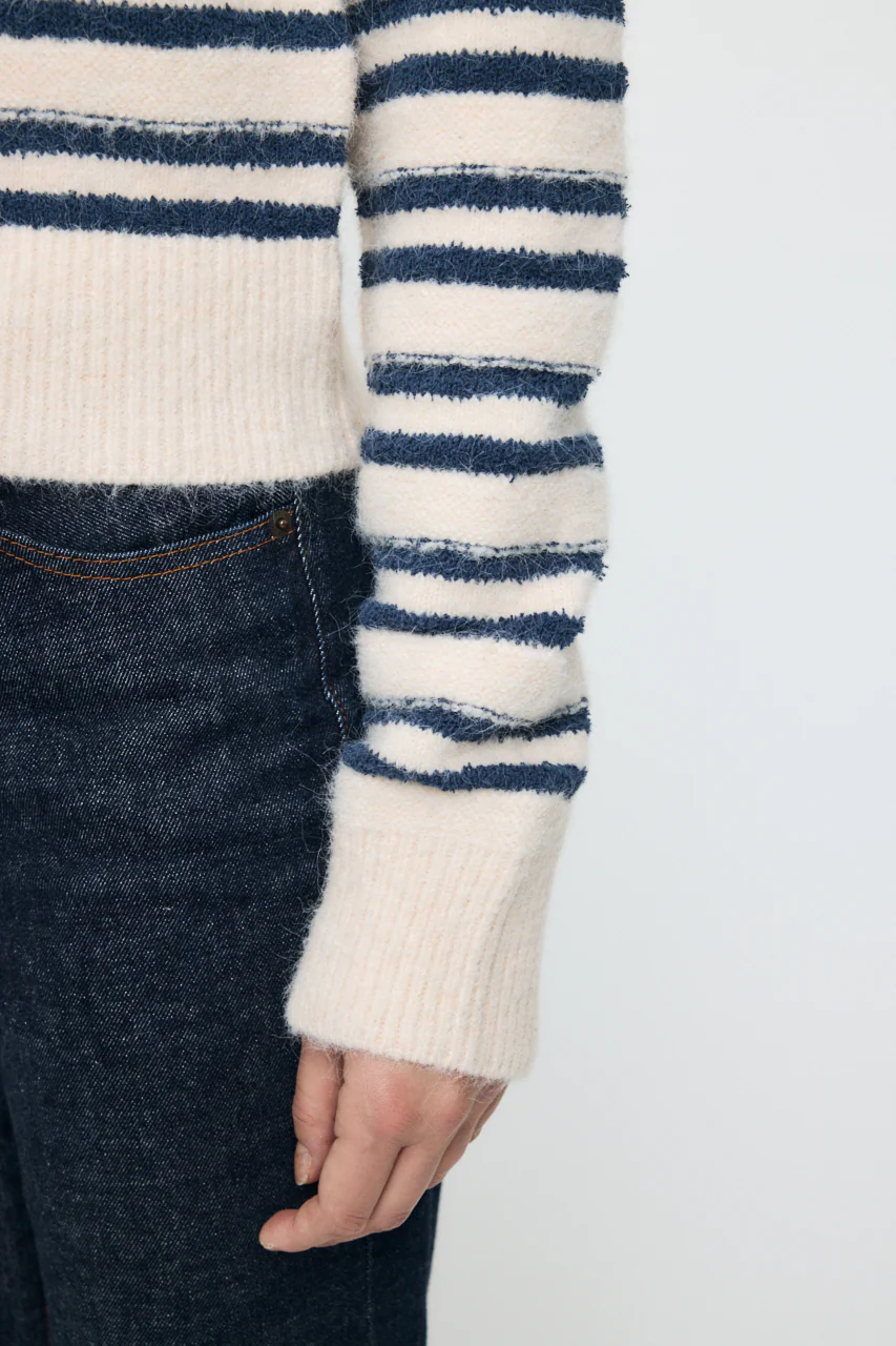 SHADOW STRIPE KNIT CARDIGN - Image 6