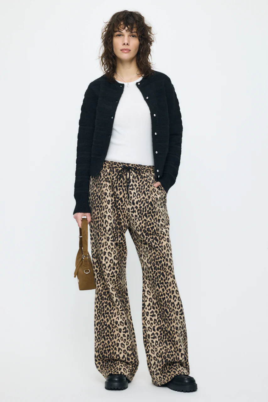 SHADOW STRIPE KNIT CARDIGN - Image 3
